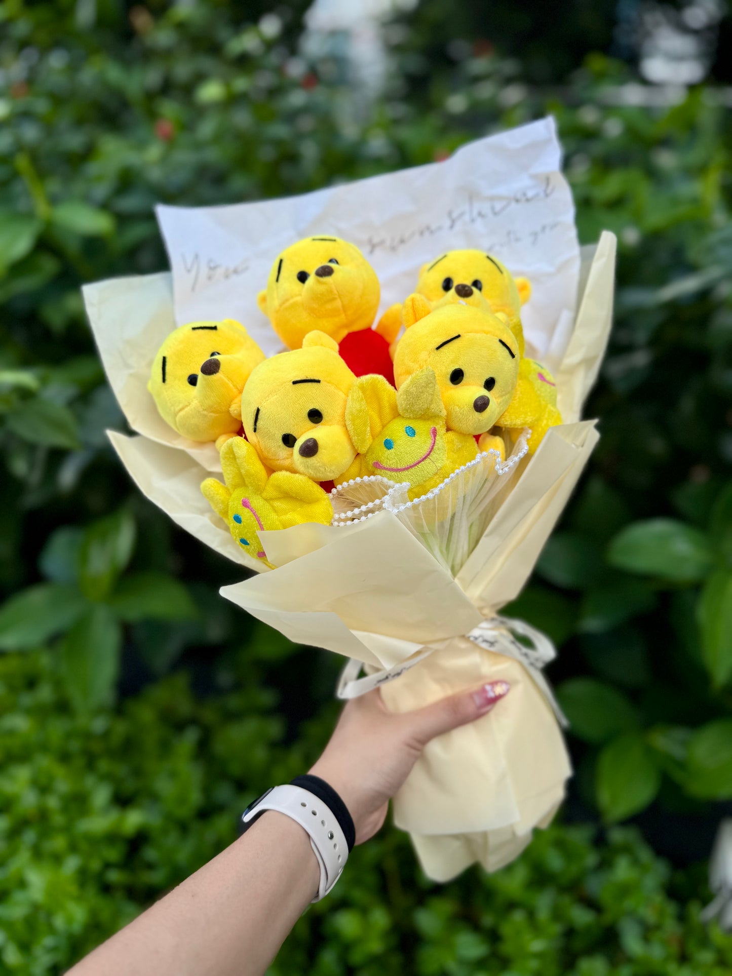 5 pc Winnie the Pooh Forever Bouquet