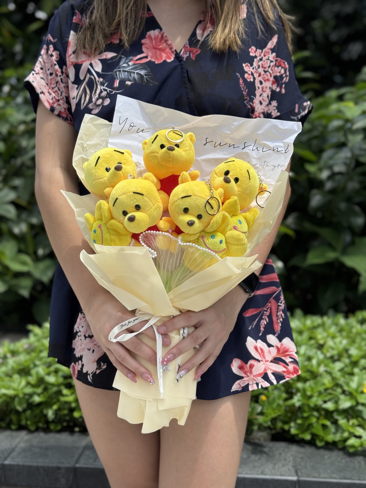 5 pc Winnie the Pooh Forever Bouquet